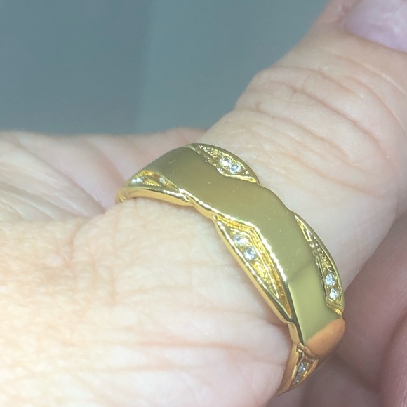 18k Yellow Gold Filled Fancy Band BBB Ring - Picture 10 of 10